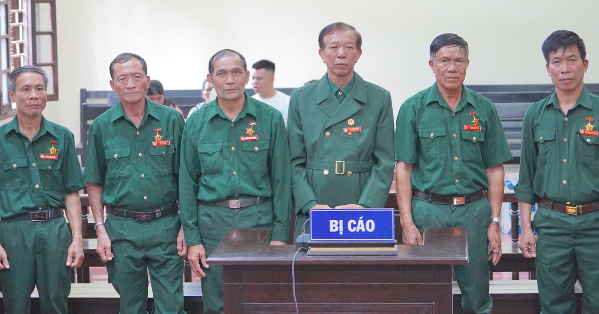 Tòa tiếp tục hoãn xét xử vụ 6 cựu chiến binh kêu oan sau khi ra tù