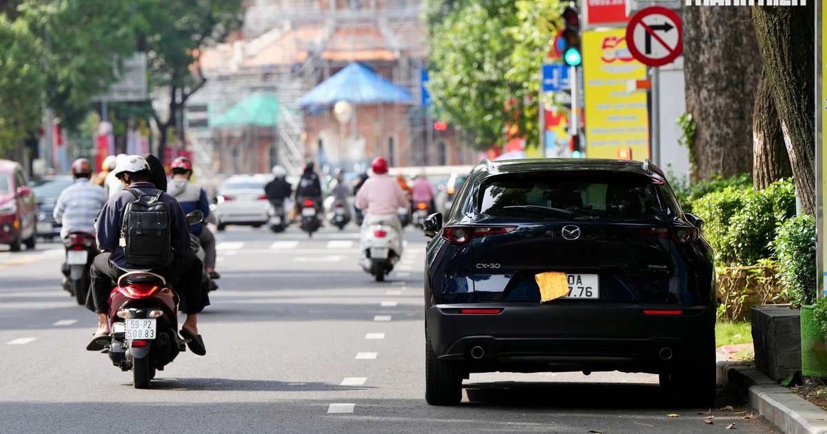 Dừng đỗ xe ở trung tâm TP.HCM: Nhiều tài xế tìm đủ chiêu né CSGT
