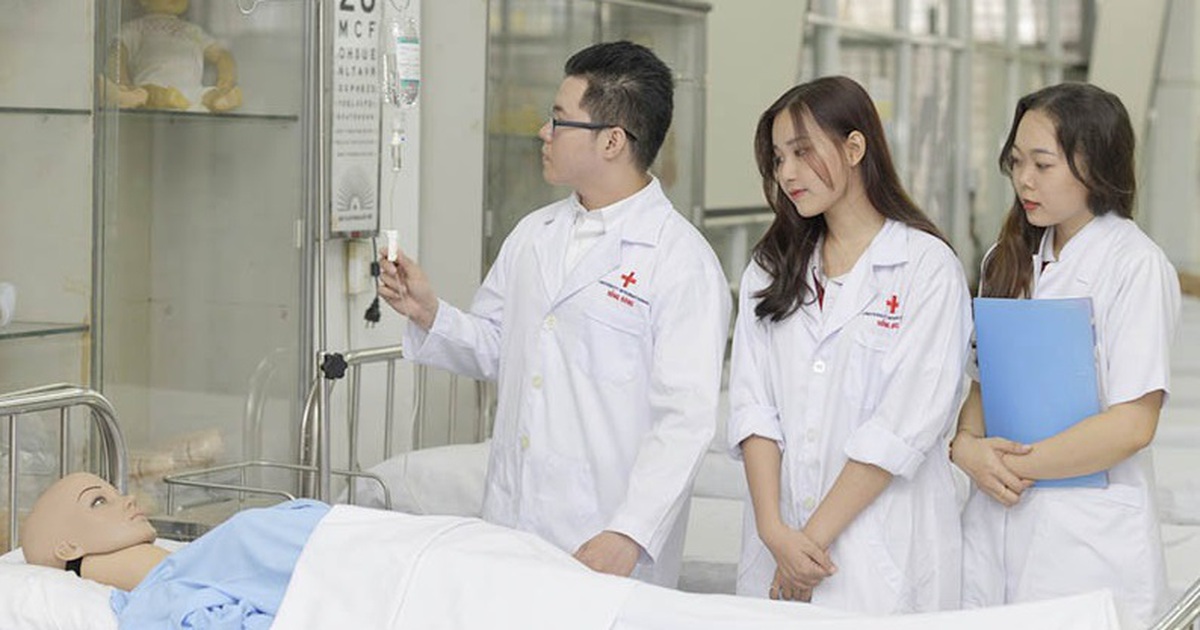 Nhu cầu tuyển dụng khối ngành sức khỏe tại các bệnh viện ra sao?