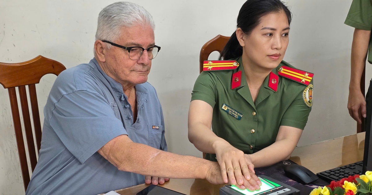 Khánh Hòa triển khai thuận lợi cấp định danh điện tử mức độ 2 cho người nước ngoài