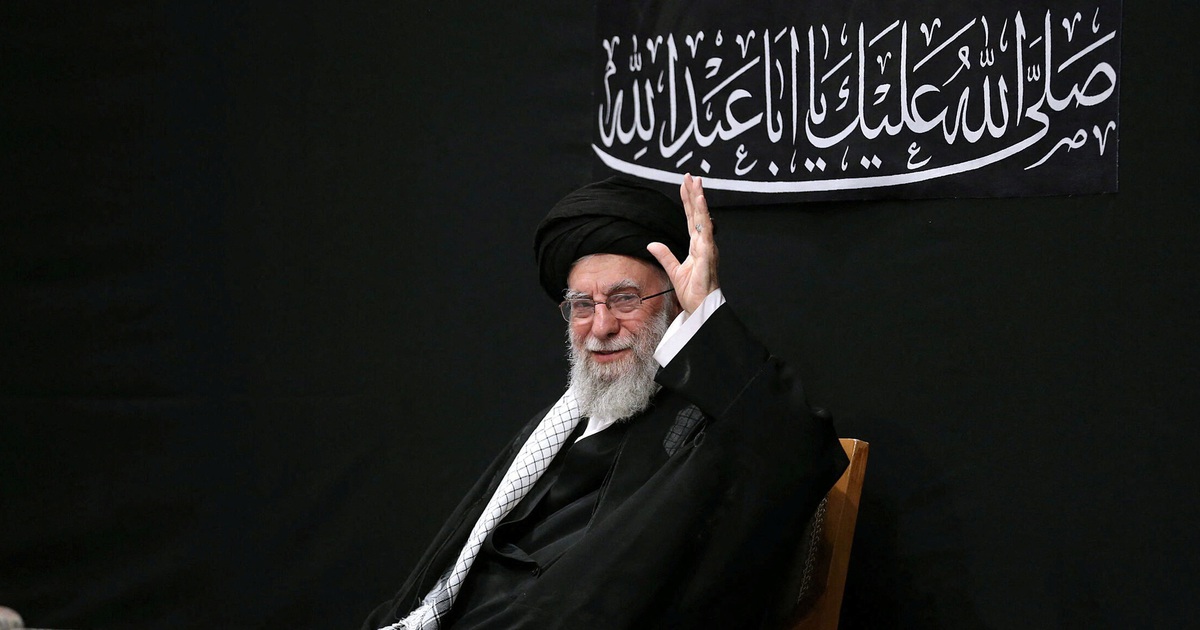 Lãnh tụ tối cao Iran tái xuất