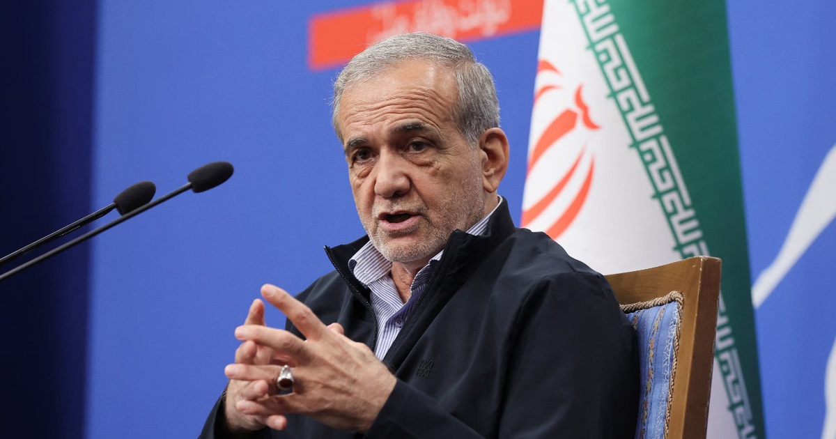 Tổng thống Iran n&oacute;i đ&atilde; bị Israel mưu s&aacute;t