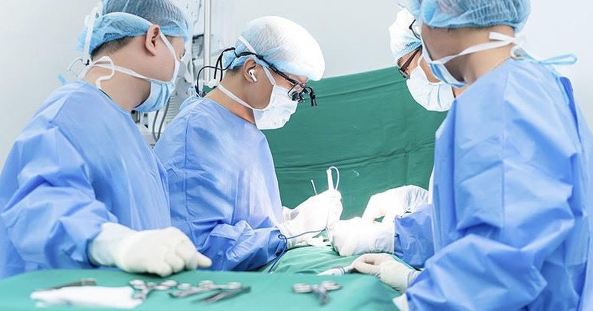 Đắp lá uống thuốc gia truyền trị bướu, ai ngờ bướu thòng xuống cổ, bít đường thở