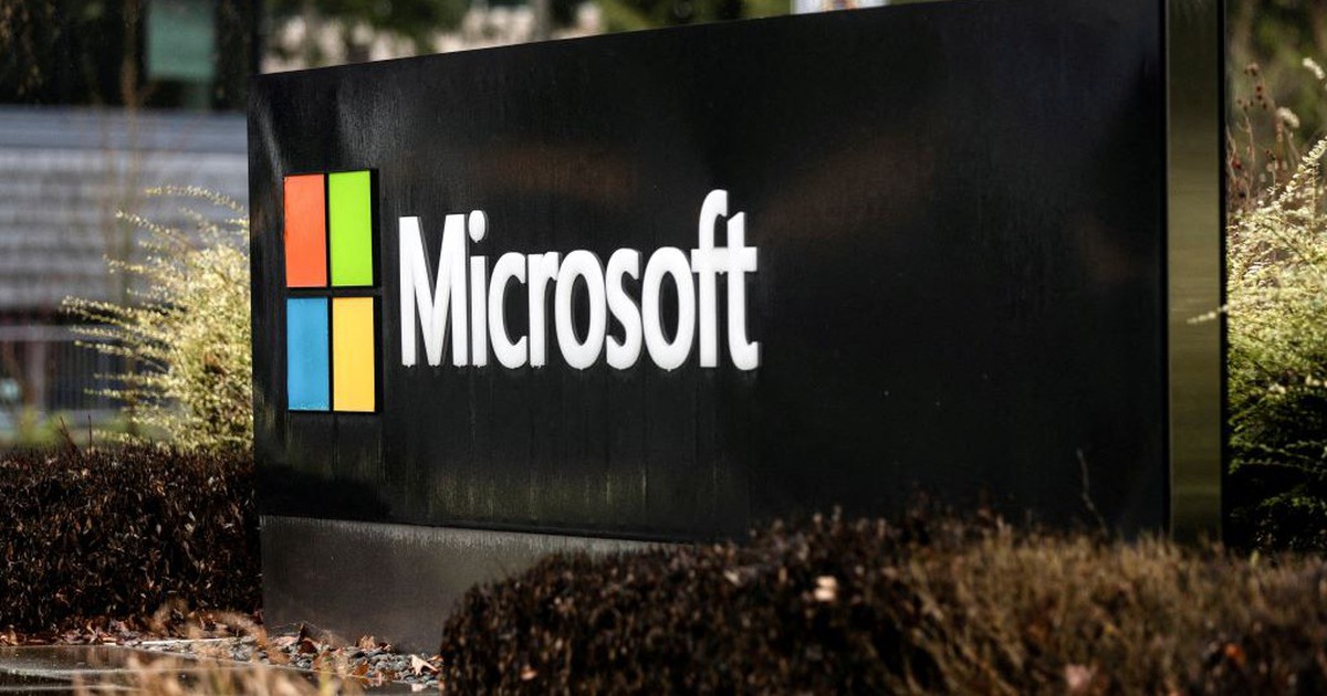 Microsoft c&aacute;n mốc 4.000 tỉ USD