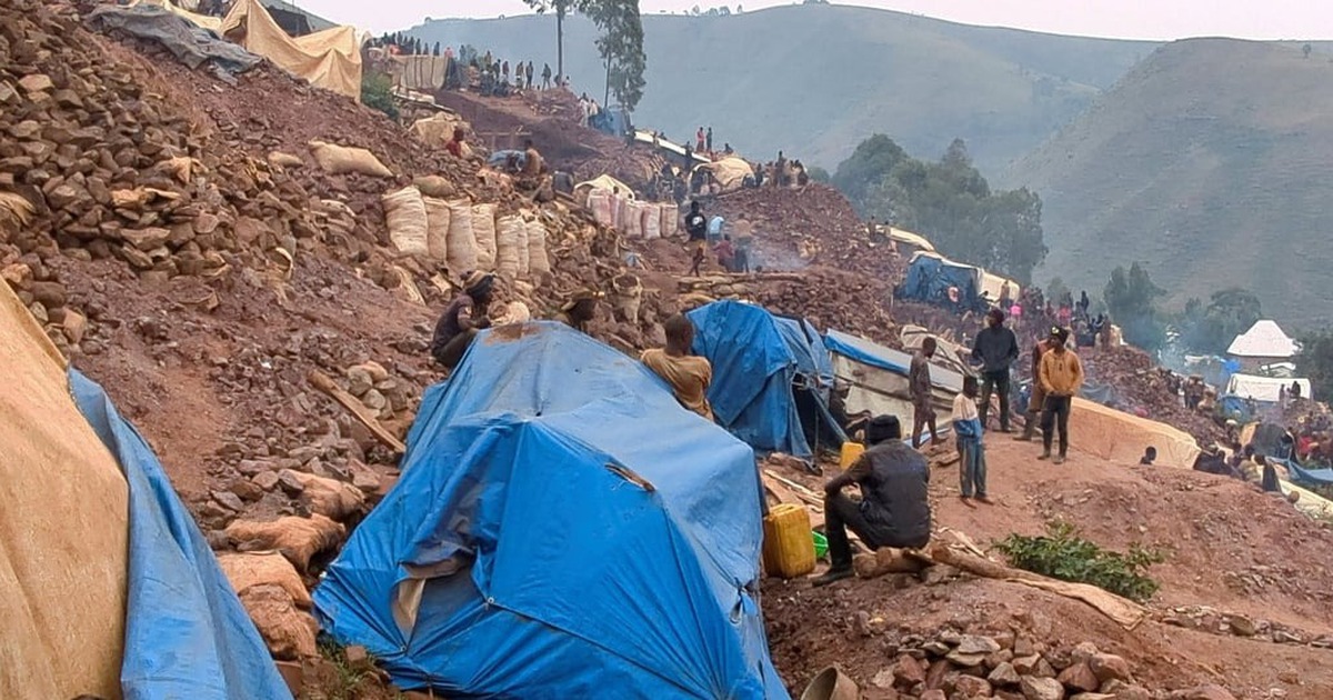 Nguy hiểm r&igrave;nh rập người Trung Quốc tại c&aacute;c mỏ v&agrave;ng ch&acirc;u Phi