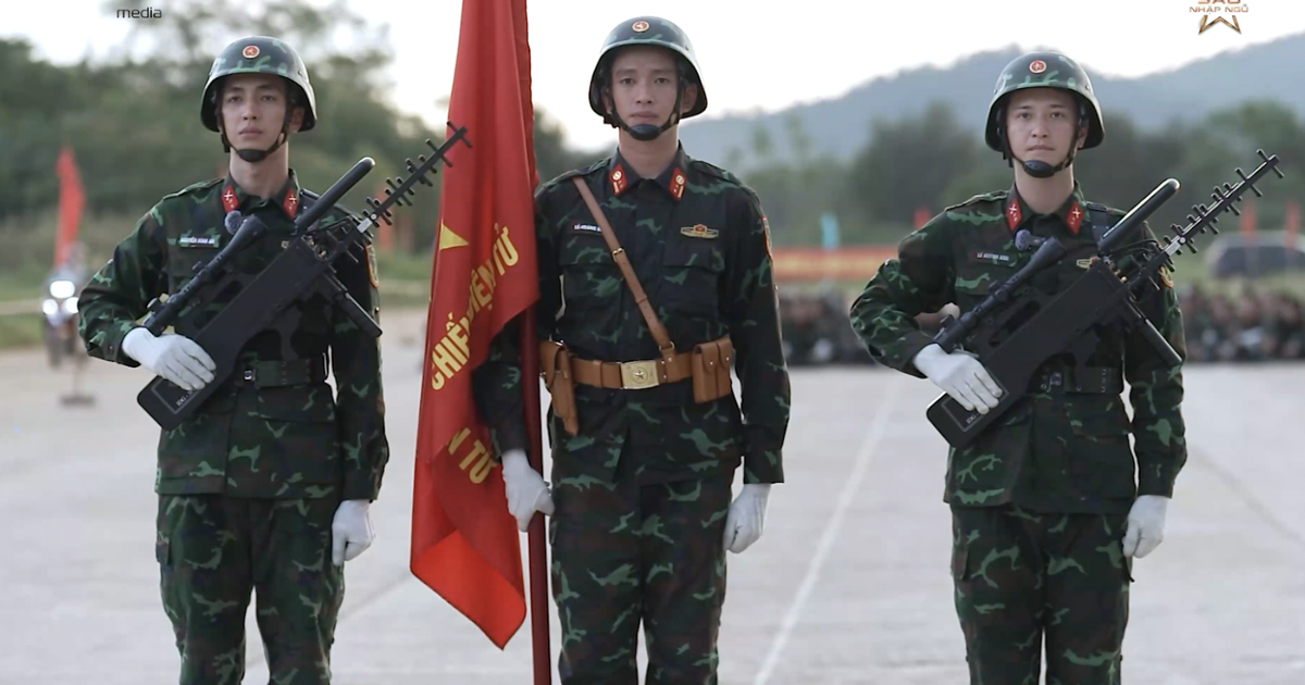 Thượng &uacute;y L&ecirc; Ho&agrave;ng Hiệp ch&iacute;nh thức xuất hiện ở &#039;Sao nhập ngũ&#039;