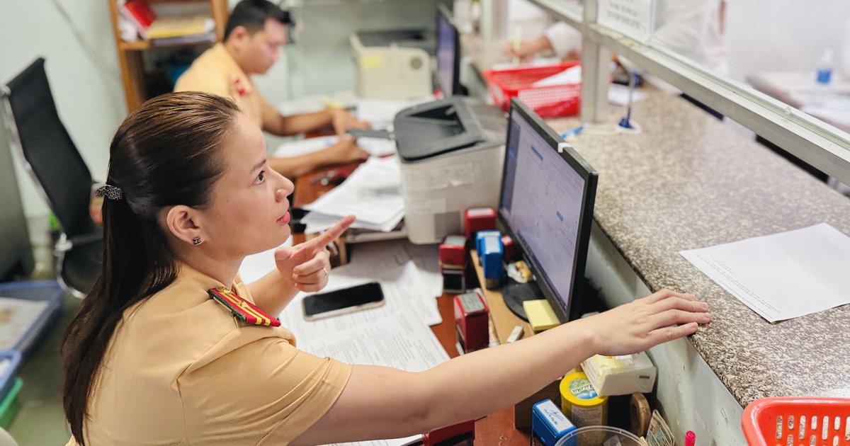 CSGT TP.HCM tạm dừng hệ thống xử l&yacute; vi phạm 5 ng&agrave;y: C&oacute; thổi phạt ngo&agrave;i đường?