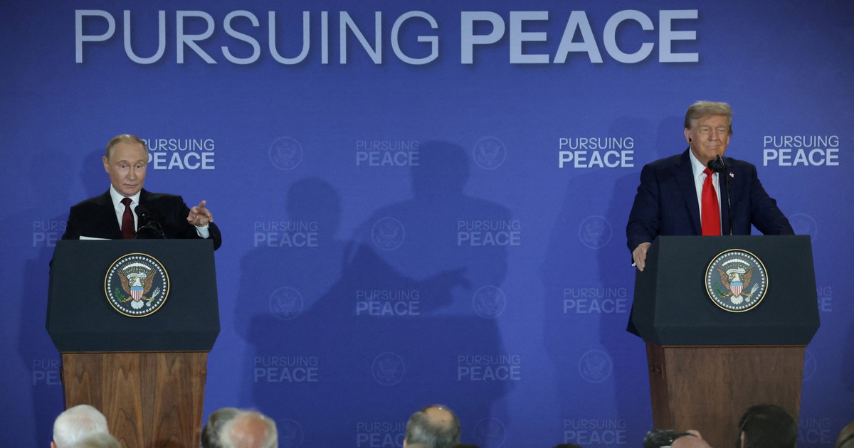 TRỰC TIẾP: Thượng đỉnh giữa hai tổng thống Trump - Putin kết th&uacute;c, đang họp b&aacute;o