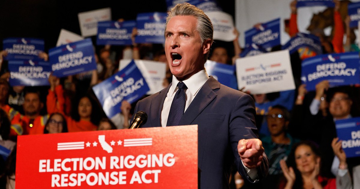 California vận động thay đổi bản đồ bầu cử để ứng ph&oacute; t&iacute;nh to&aacute;n ở bang Texas