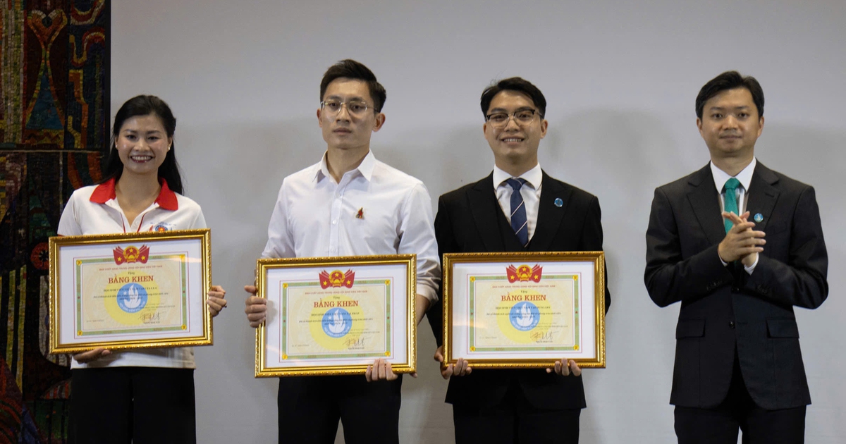 Anh Nguyễn Minh Triết dự Hội trại Thanh niên sinh viên Việt Nam tại châu Âu