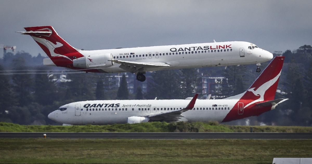 &Uacute;c phạt H&atilde;ng h&agrave;ng kh&ocirc;ng Qantas hơn 1.500 tỉ đồng v&igrave; sa thải tr&aacute;i ph&eacute;p nh&acirc;n vi&ecirc;n