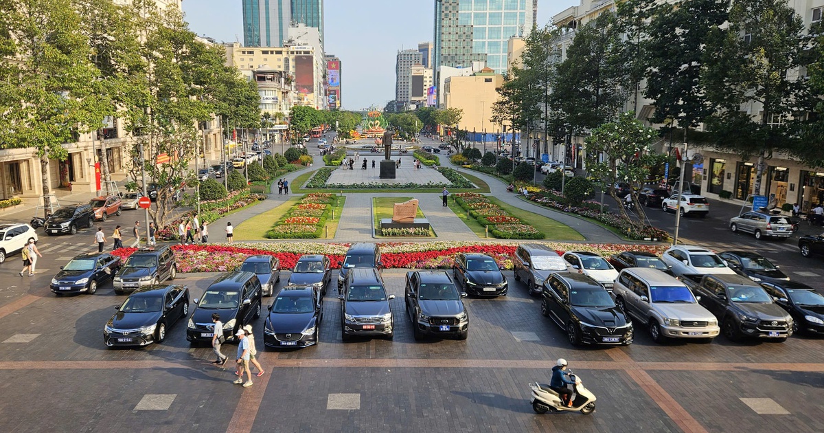 Từ 6 giờ s&aacute;ng 19.8, người d&acirc;n TP.HCM lưu th&ocirc;ng đường Trần Ph&uacute;, Nguyễn Huệ cần ch&uacute; &yacute;