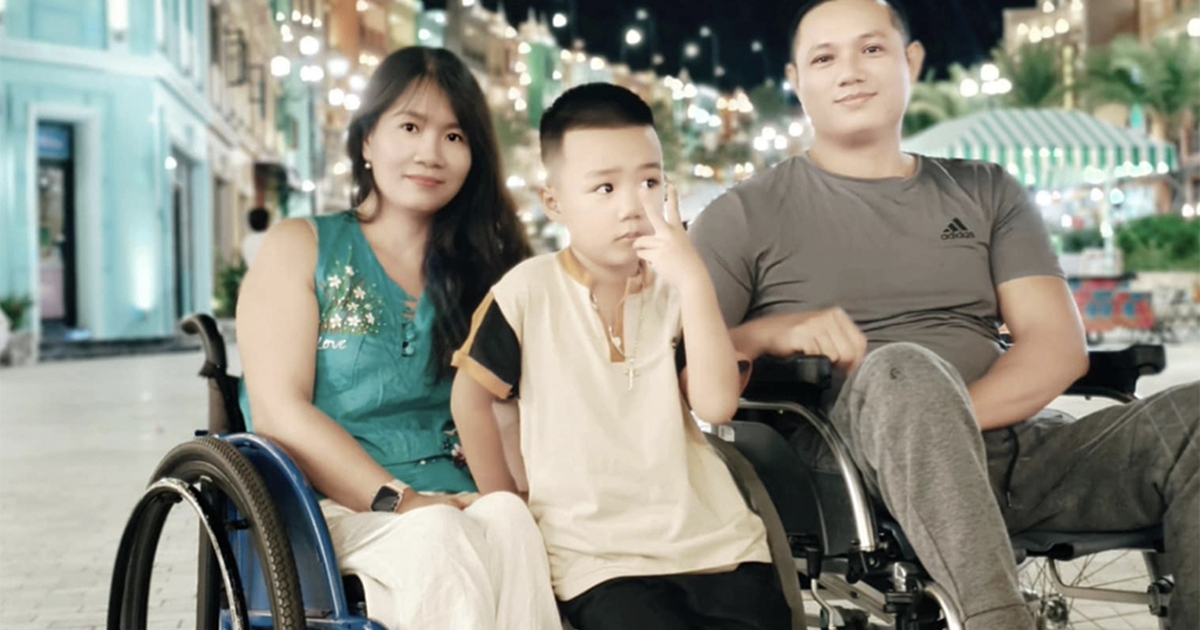 Tổ ấm hạnh ph&uacute;c của đ&ocirc;i vợ chồng ngồi xe lăn