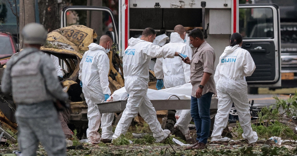 Đ&aacute;nh bom ở căn cứ qu&acirc;n sự Colombia, nhiều người chết