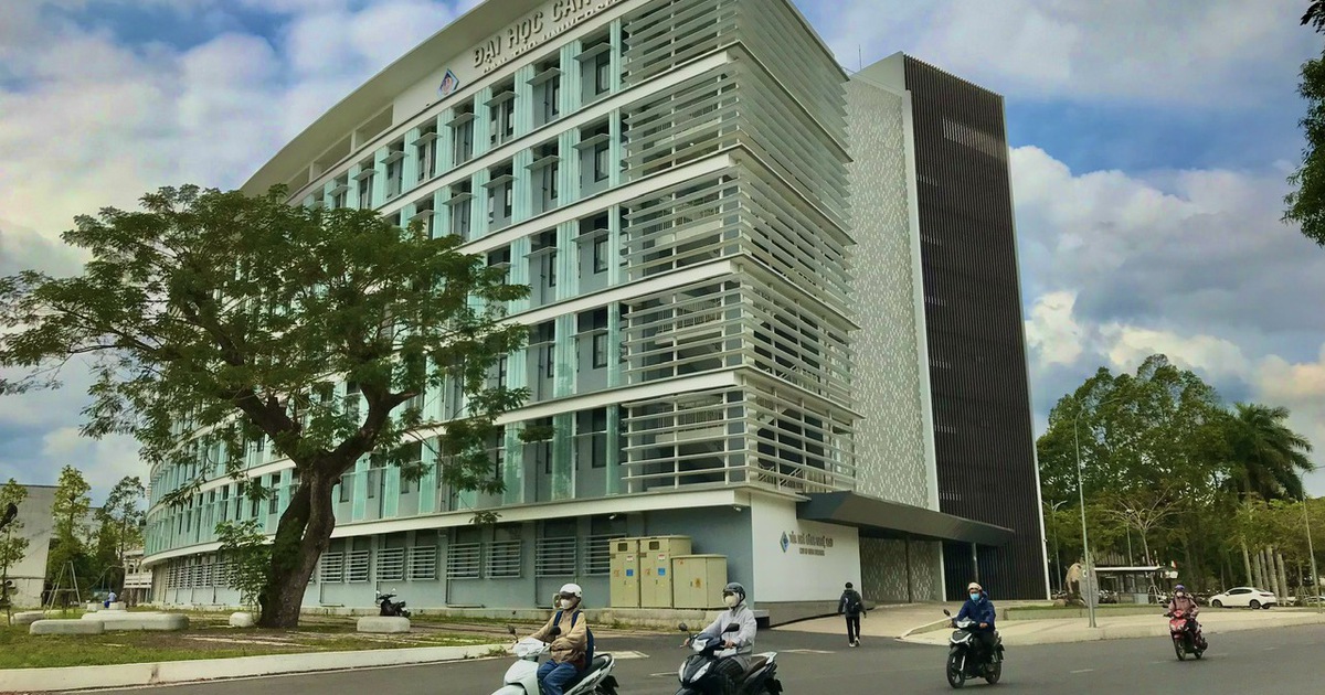 Điểm chuẩn ĐH Cần Thơ: 4 ngành trên 28 điểm