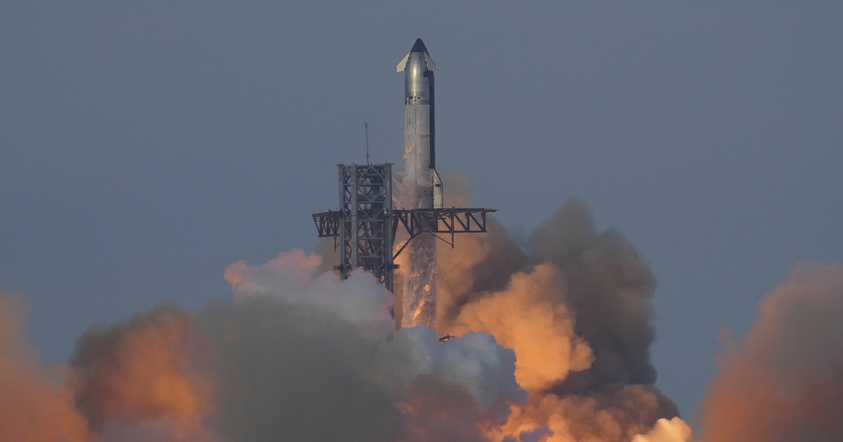 SpaceX ho&agrave;n tất vụ ph&oacute;ng thử Starship với th&agrave;nh c&ocirc;ng lớn