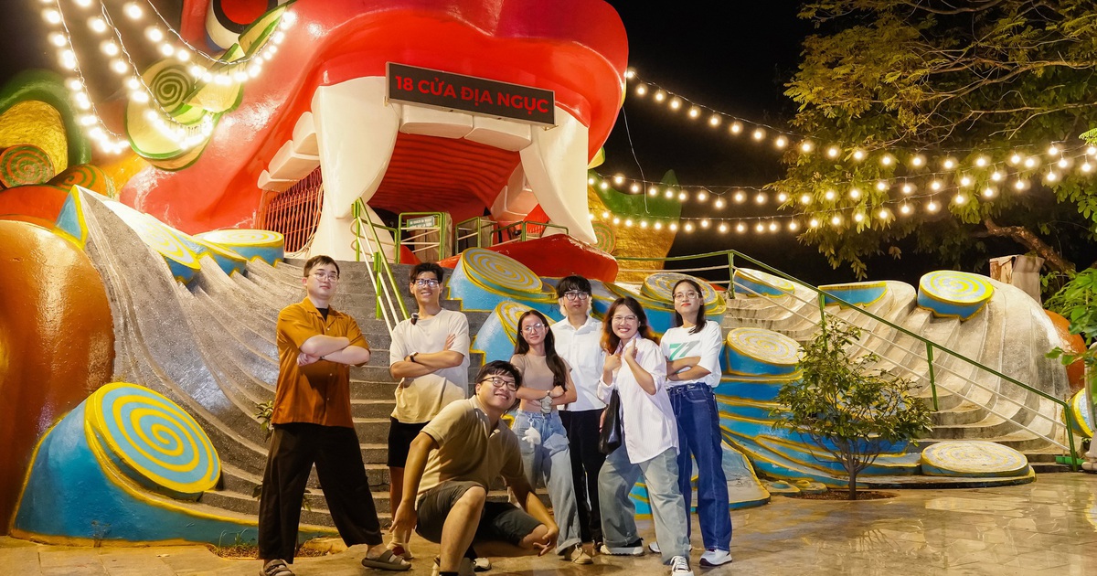 Chỉ v&agrave;o dịp lễ 2.9: Suối Ti&ecirc;n mở cửa ban đ&ecirc;m, kh&aacute;ch trải nghiệm c&oacute; 1-0-2