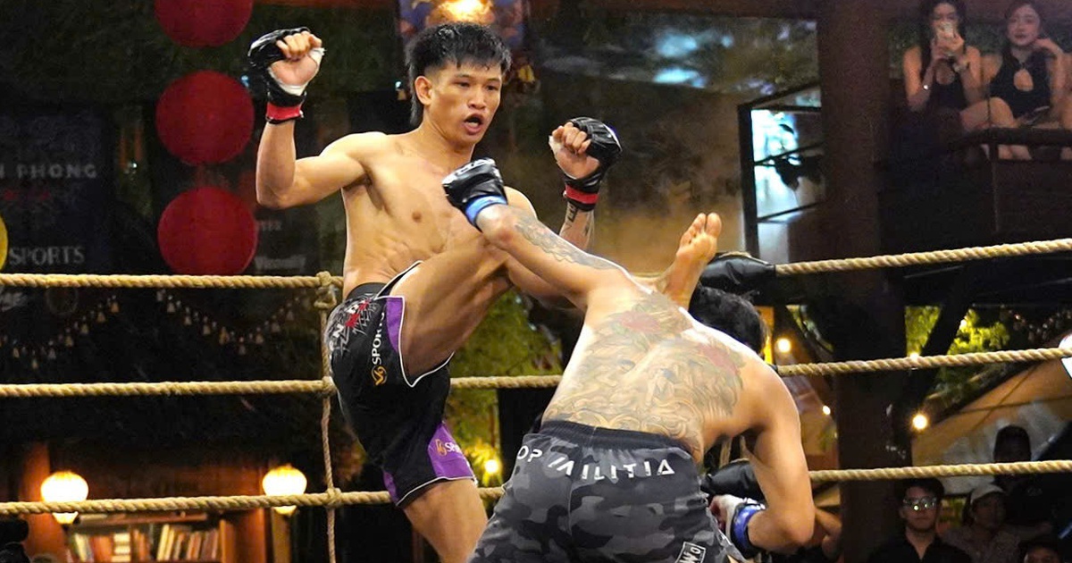 Đá cao chớp nhoáng vào chỗ hiểm, võ sĩ Việt Nam hạ đo ván cao thủ Indonesia