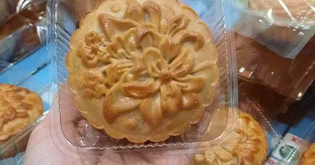 Bánh trung thu 'nhà làm' đứng hình, công ty lớn tăng sản lượng