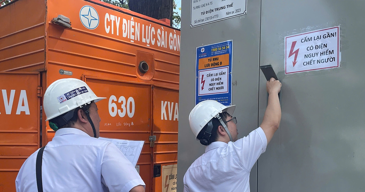 EVNHCMC: Cấp điện ổn định cho đại lễ kỷ niệm 80 năm Quốc kh&aacute;nh đất nước
