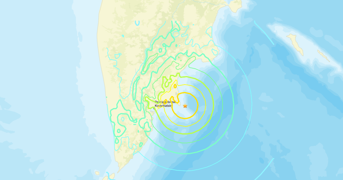 Động đất 7,4 độ ở Kamchatka, Nga ban bố cảnh b&aacute;o s&oacute;ng thần
