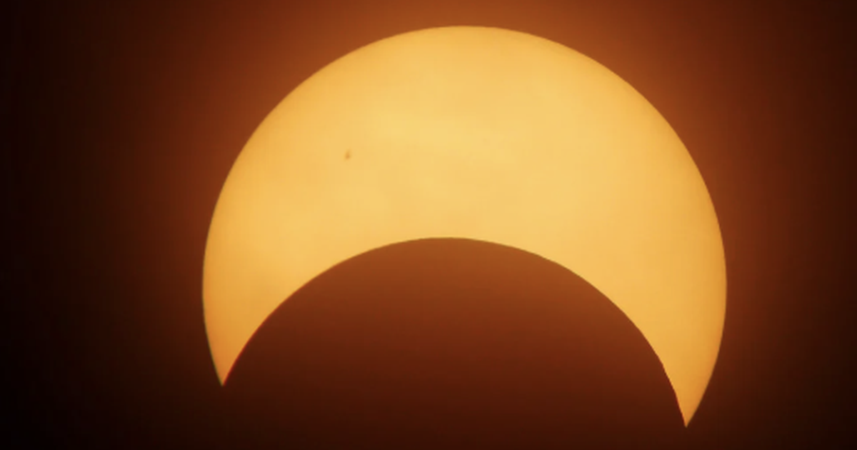 Nhật thực ng&agrave;y 21.9 khiến d&acirc;n mạng Việt Nam x&ocirc;n xao: Thực hư thế n&agrave;o?