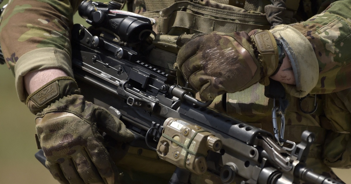 Colombia dừng mua vũ kh&iacute; Mỹ sau động th&aacute;i mới của &ocirc;ng Trump