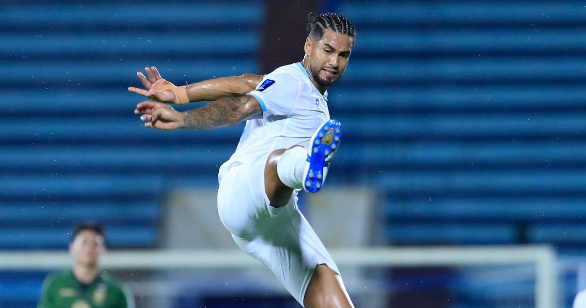 HLV Vũ Hồng Việt nói điều rất bất ngờ, vẫn 'chê' Nam Định ở một điểm...