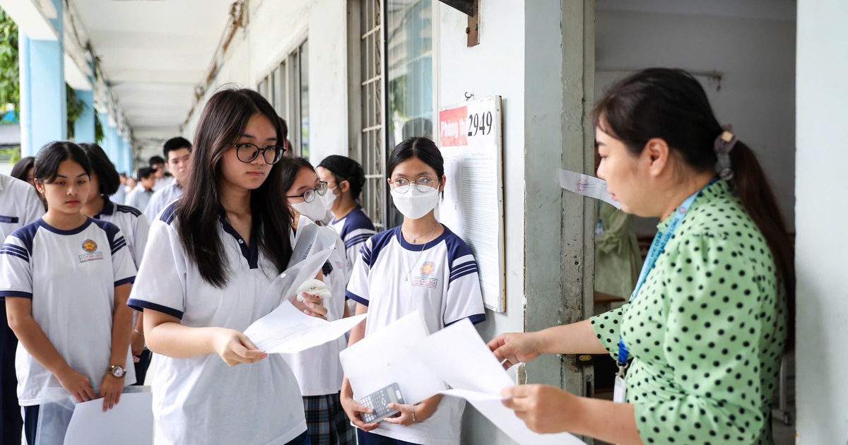 Tuyển sinh ĐH 2026: Cần công bằng trong chính sách cộng điểm ngoại ngữ
