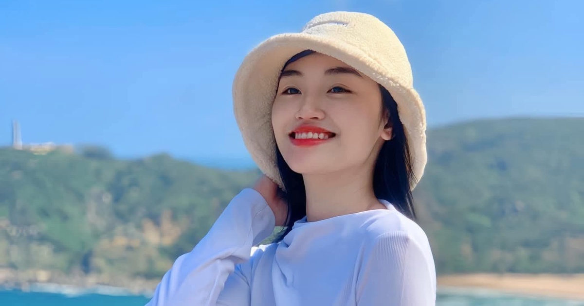 Niềm vui x&oacute;m nhỏ: Từ gia cảnh cơ cực, hoa hậu viết n&ecirc;n c&acirc;u chuyện cổ t&iacute;ch