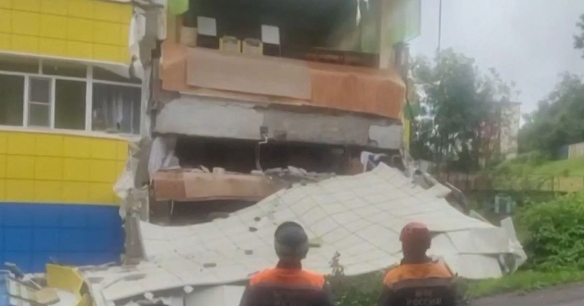 Động đất mạnh l&agrave;m rung chuyển nhiều t&ograve;a nh&agrave; ở Nga, c&oacute; cảnh b&aacute;o s&oacute;ng thần