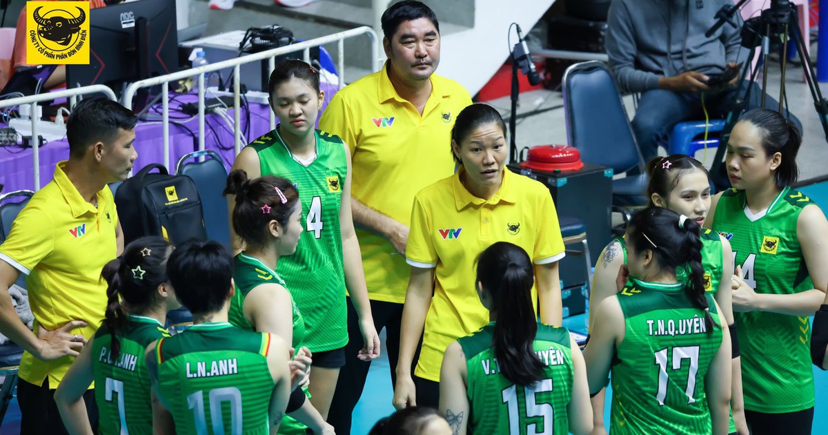 Đại diện Việt Nam thua tứ kết giải bóng chuyền SEALECT Cup nhưng vẫn… chưa bị loại, tại sao?
