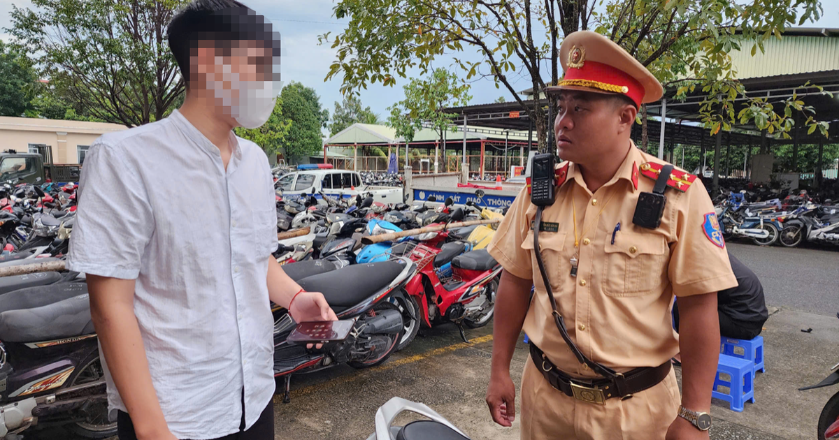 CSGT TP.HCM: Phụ huynh bị phạt 12 triệu v&igrave; để con kh&ocirc;ng bằng l&aacute;i chạy xe m&aacute;y