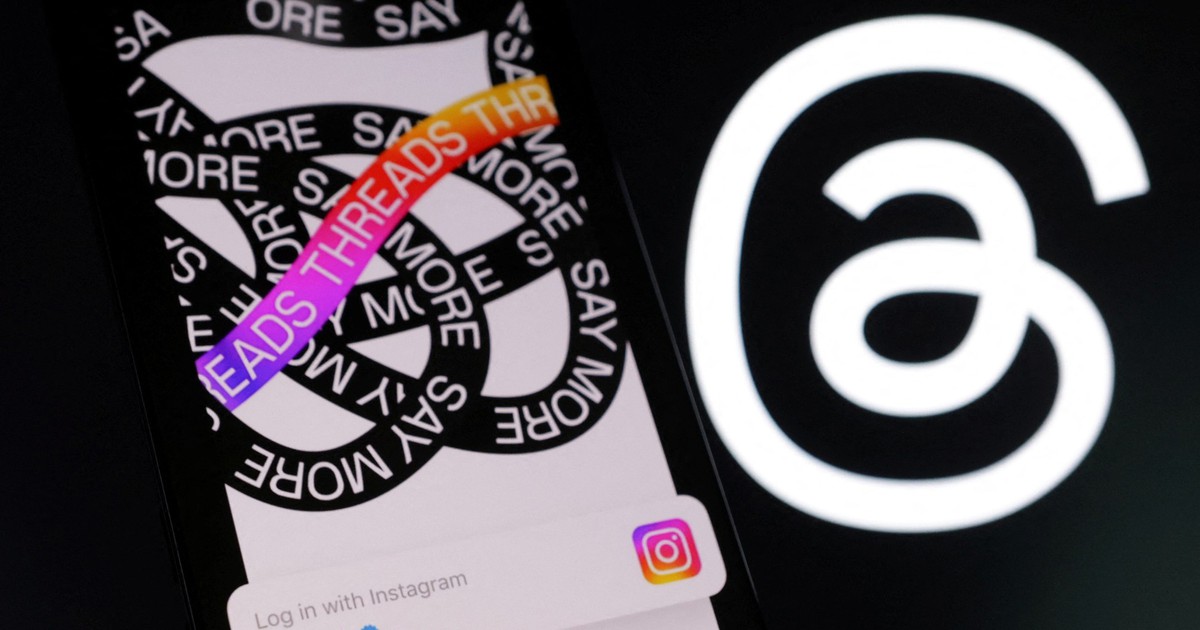 Tranh c&atilde;i chuyện h&igrave;nh ảnh nữ sinh xuất hiện trong gợi &yacute; ứng dụng Threads