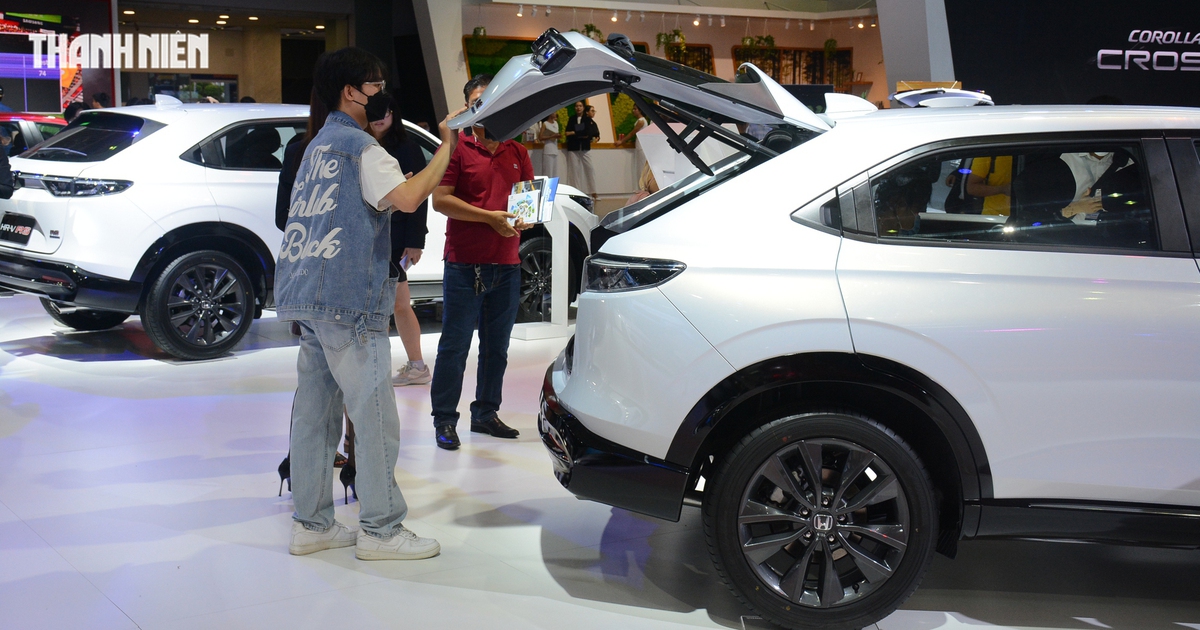 Người Việt tăng mua sắm ô tô MPV 7 chỗ, doanh số sedan tiếp tục giảm