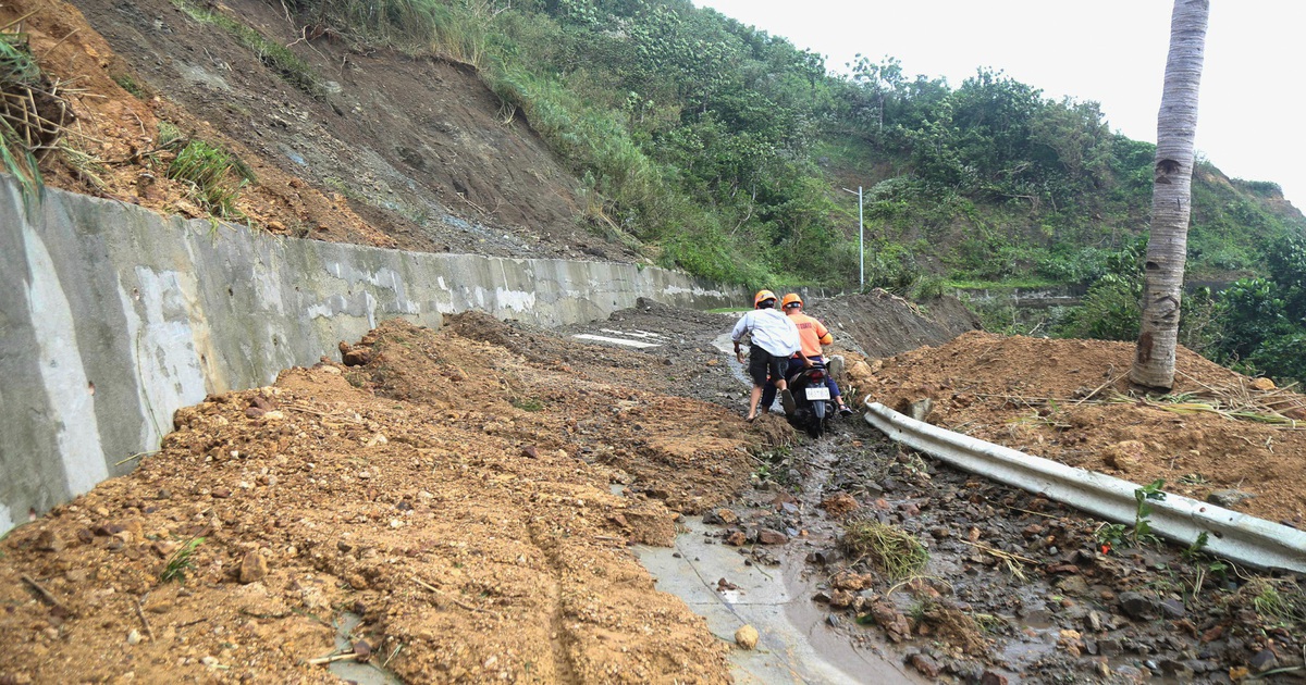 B&atilde;o Bualoi sắp qu&eacute;t qua Philippines, Campuchia lo đối ph&oacute;