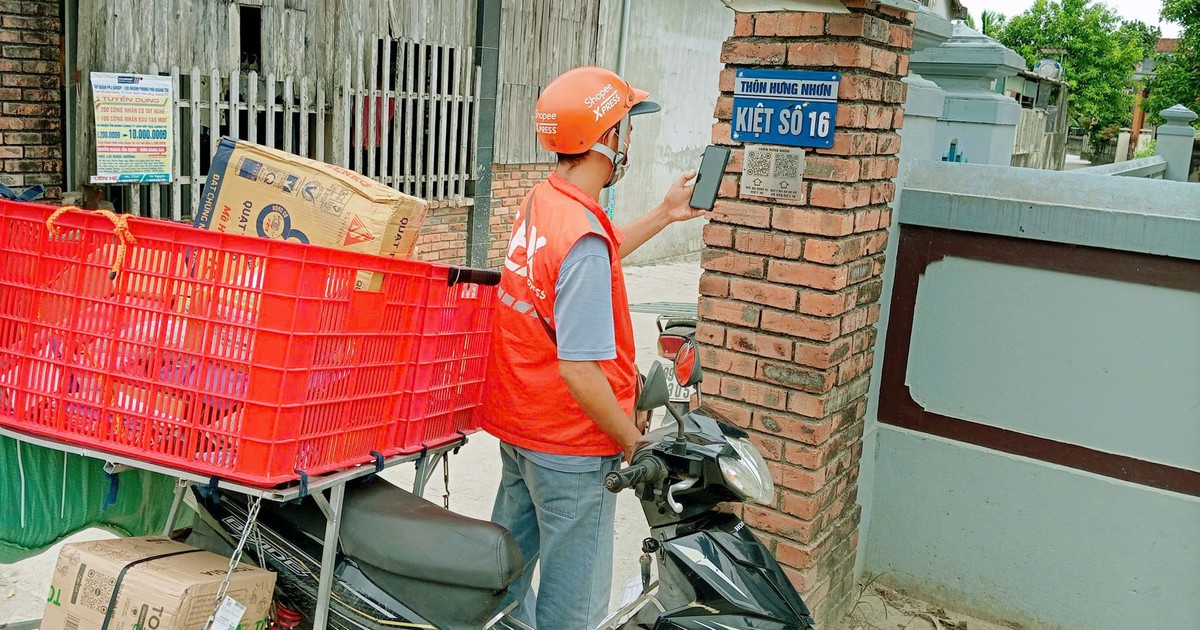 Ng&ocirc;i l&agrave;ng 4.0 độc đ&aacute;o: Kh&aacute;ch lạ kh&ocirc;ng sợ bị lạc khi qu&eacute;t m&atilde; QR