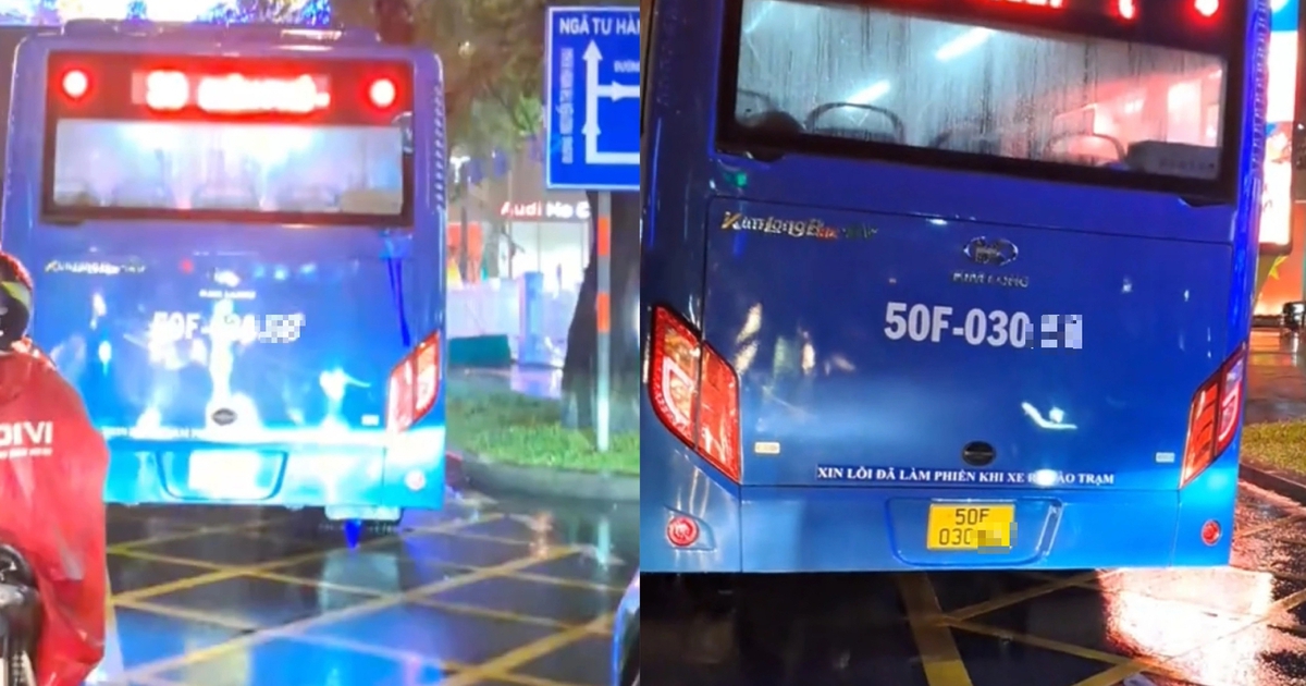 Xe bu&yacute;t dừng đ&egrave; vạch mắt v&otilde;ng ở phường S&agrave;i G&ograve;n, người d&acirc;n quay clip b&aacute;o CSGT