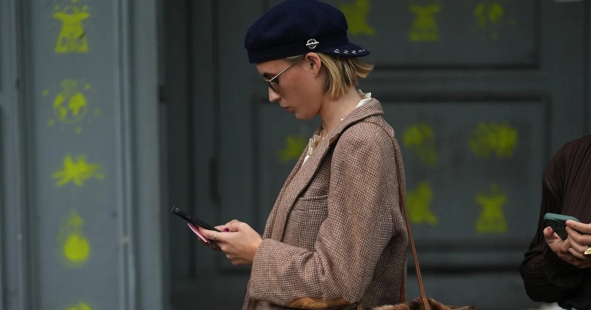 Thời trang lông thú nhân tạo trở lại, chinh phục tín đồ thành thị