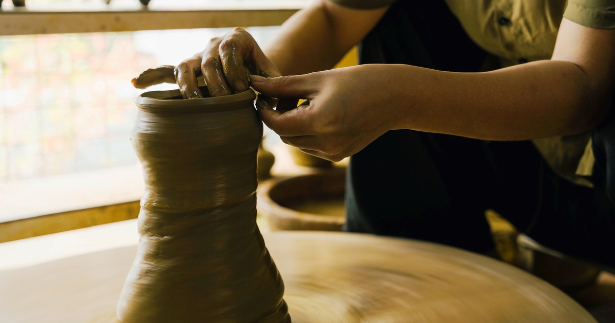 Làng gốm hơn 500 năm tuổi được vinh danh 'Điểm du lịch cộng đồng tốt nhất'