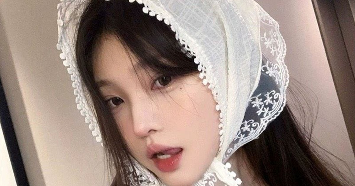 Phong cách đời thường thêm ấn tượng với phụ kiện tóc