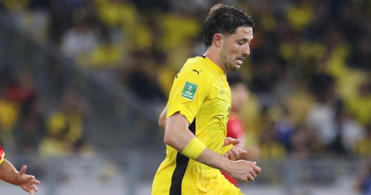 Trung vệ nhập tịch Malaysia bị đội La Liga xóa tên: Đáng lẽ đã có thể sát cánh cùng Messi