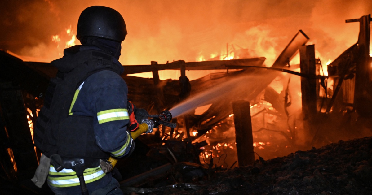 Chiến sự Ukraine ng&agrave;y 1.315: Nga tấn c&ocirc;ng Kharkiv, tiến l&ecirc;n ở Donetsk