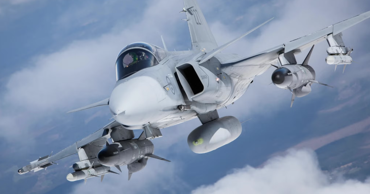 Ukraine sẽ c&oacute; ti&ecirc;m k&iacute;ch Gripen mạnh mẽ của Thụy Điển?