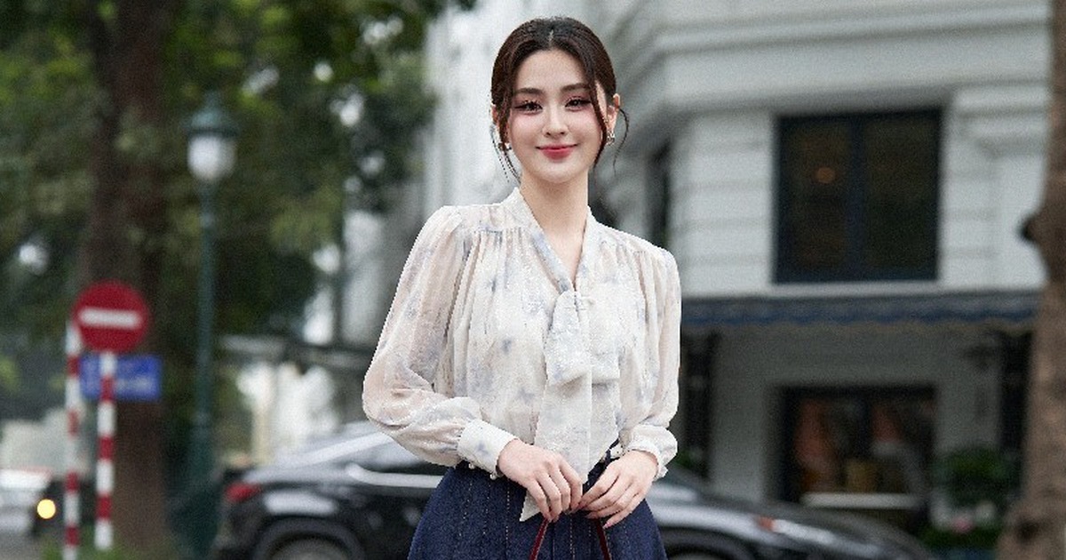 Chân váy dáng dài giúp nàng linh hoạt trong mọi bản phối