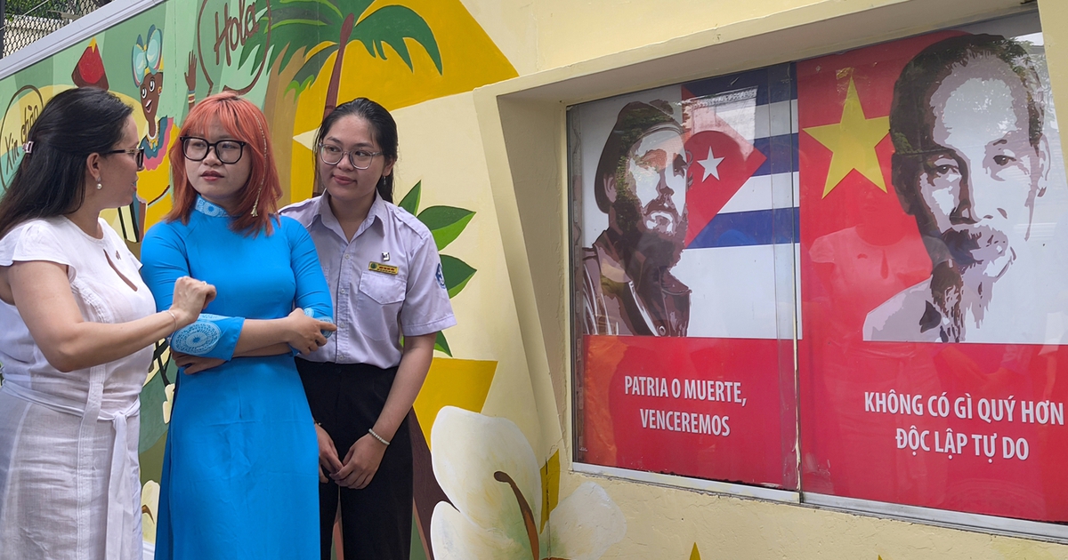 T&igrave;nh hữu nghị Việt Nam - Cuba thể hiện qua tranh tường
