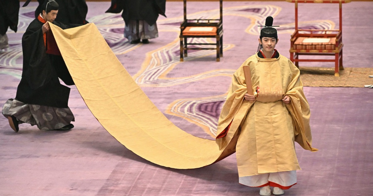 Ho&agrave;ng tử Hisahito l&agrave;m lễ trưởng th&agrave;nh, Nhật Bản lo thiếu người kế vị
