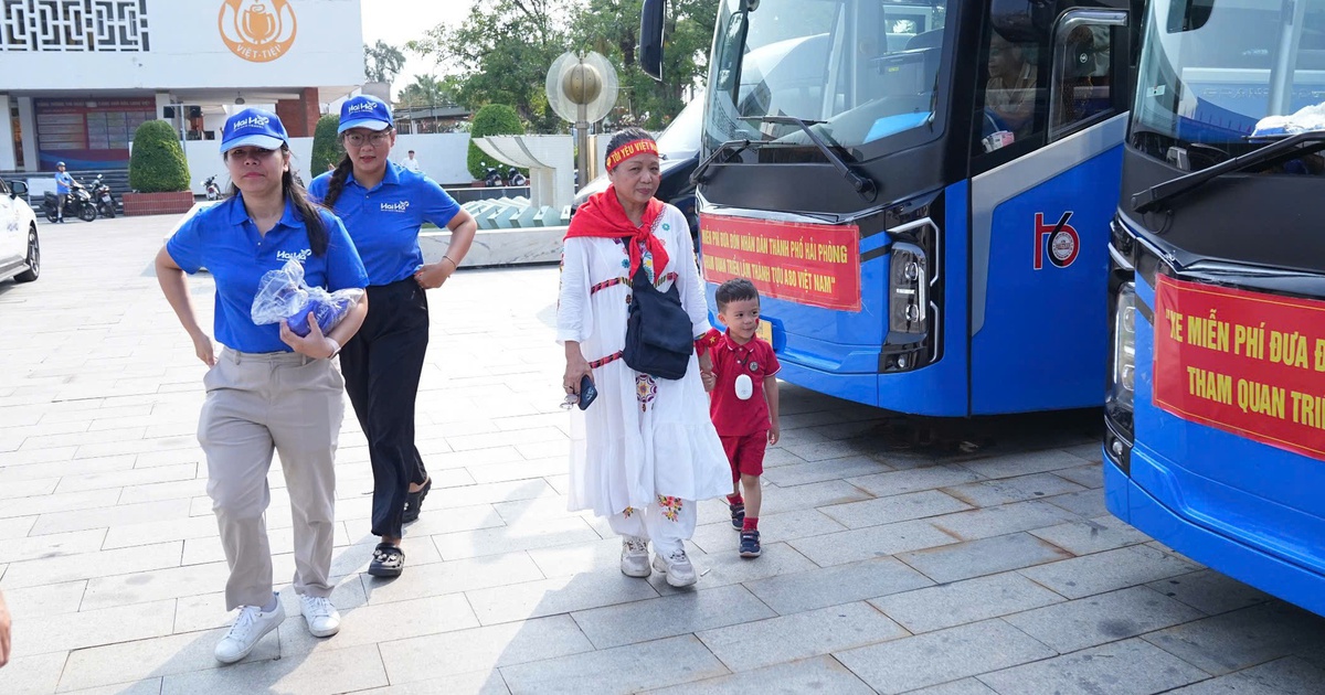 Hải Ph&ograve;ng đưa đ&oacute;n miễn ph&iacute; d&acirc;n đi xem triển l&atilde;m th&agrave;nh tựu đất nước