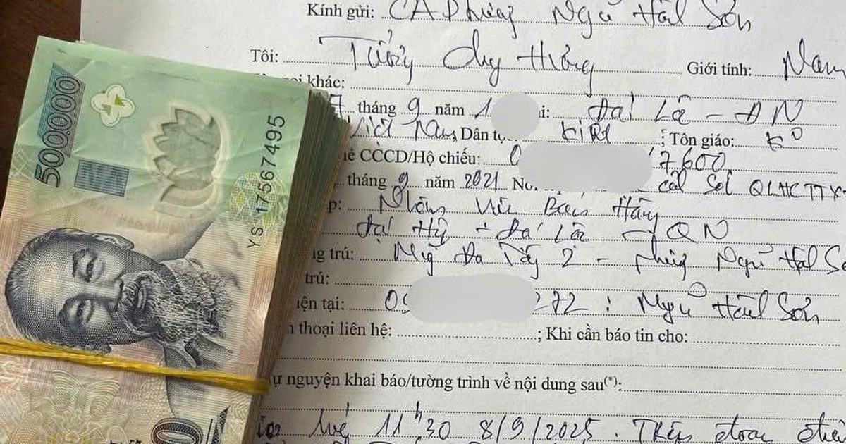 Nhặt 50 triệu đồng, một người Đ&agrave; Nẵng mang đến c&ocirc;ng an t&igrave;m chủ nh&acirc;n