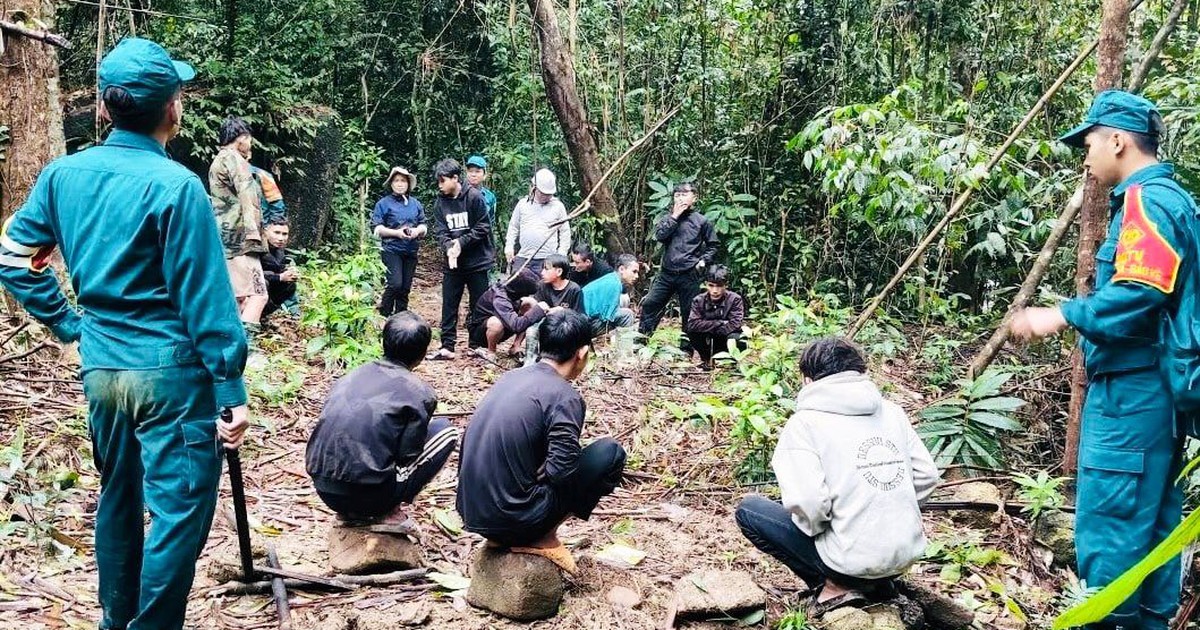 Đà Nẵng: Đột kích rừng Xai Chức, phát hiện đường hầm 'vàng tặc' dài 100 m